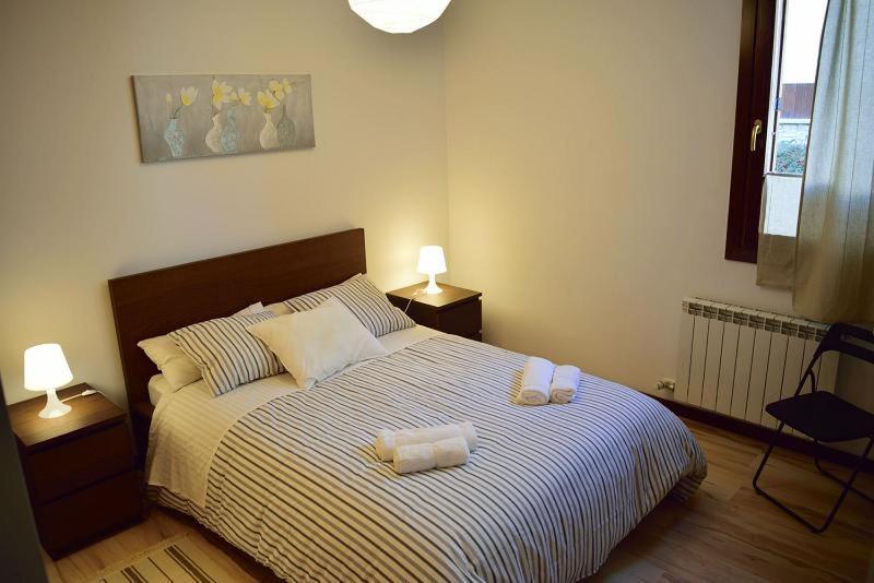 Casa El Parral 2 Dormitorios A 30 Min De Astun Y Candanchu 산타크루즈드라세로스 외부 사진